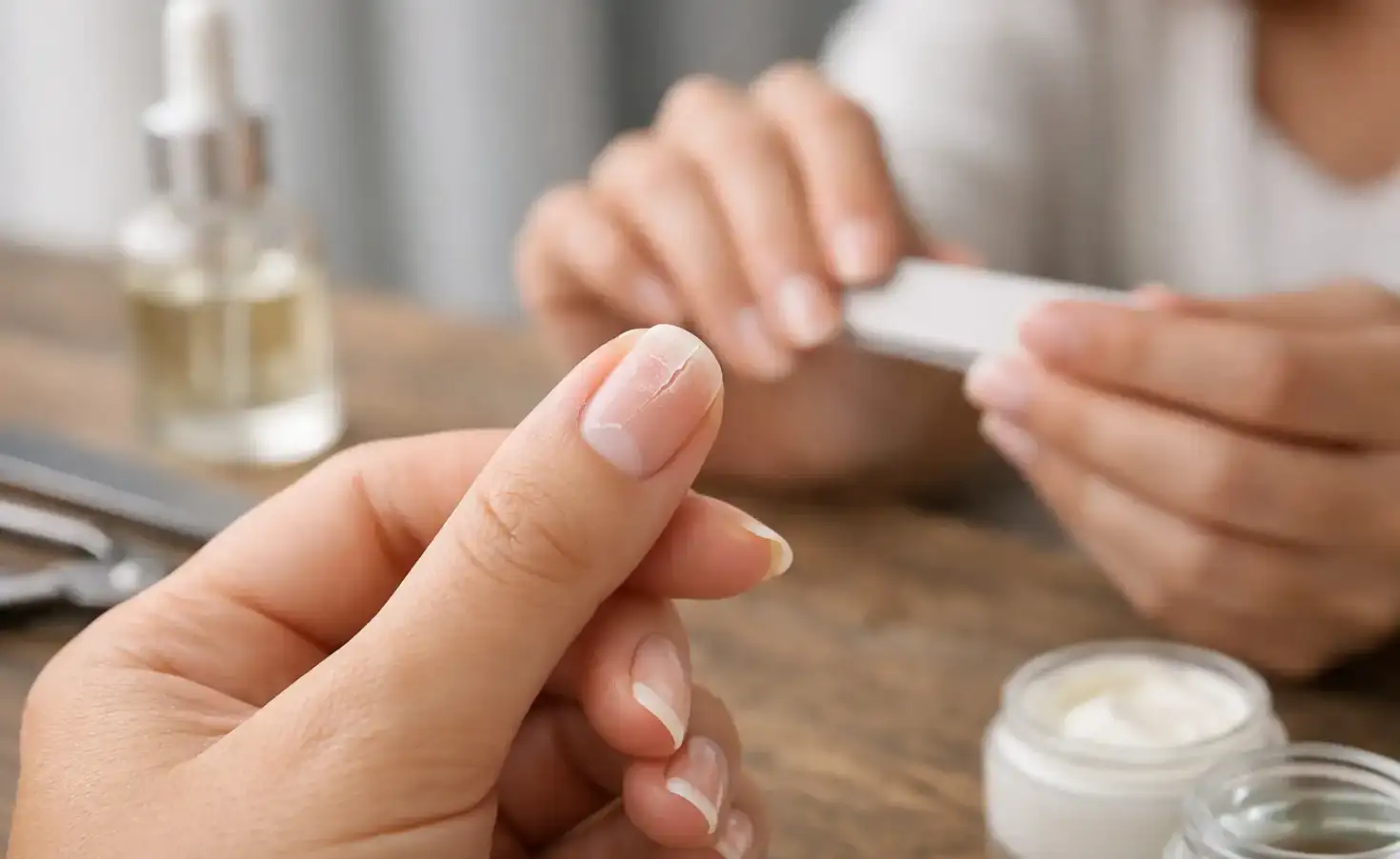 Why Do Nails Split? Common Causes and Fixes